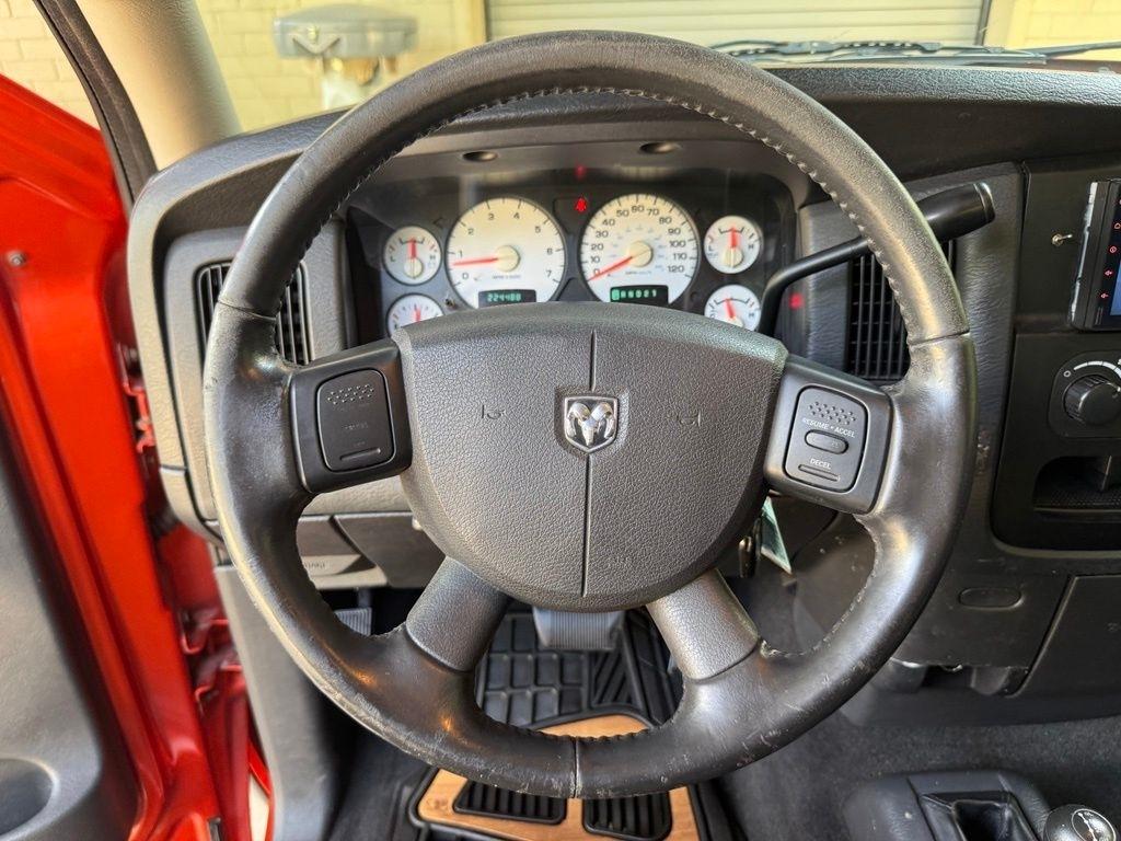 Dodge Ram 1500  2005