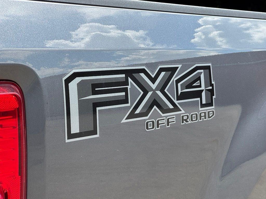 Ford Super Duty F-250 SRW  2021