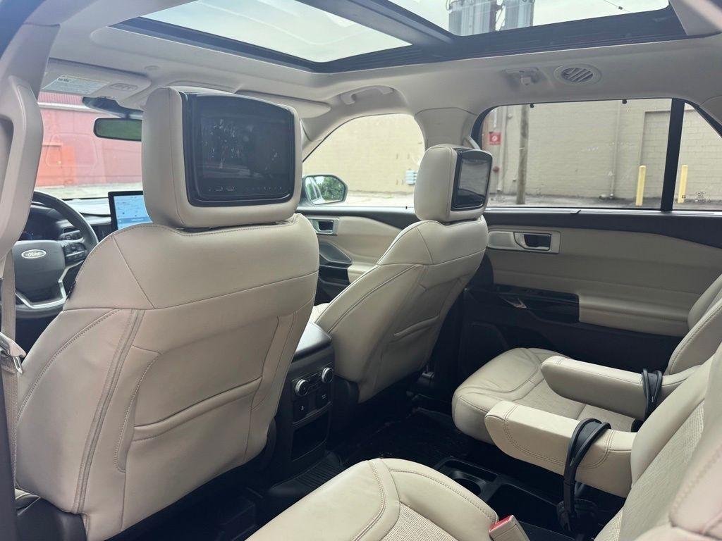 Ford Explorer  2021