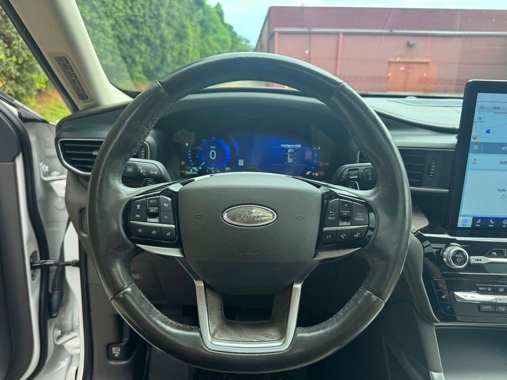 Ford Explorer  2021