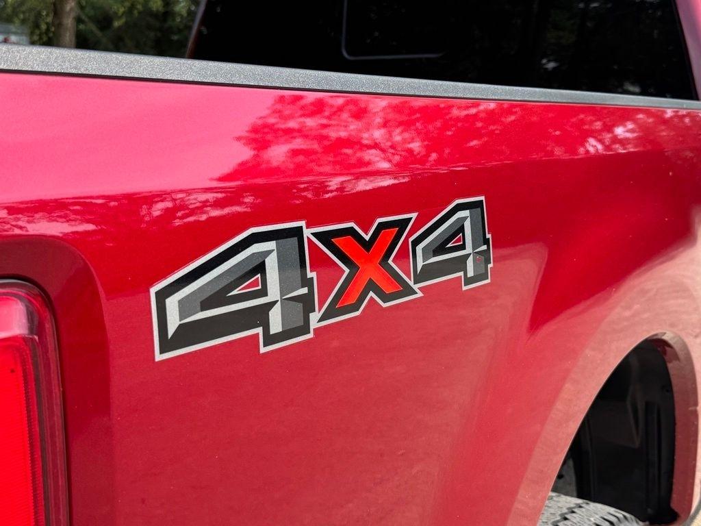 Ford F-250 photo 9