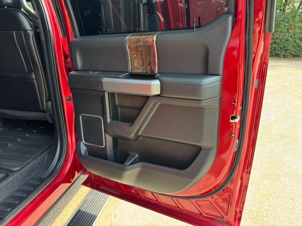 Ford F-250 photo 24