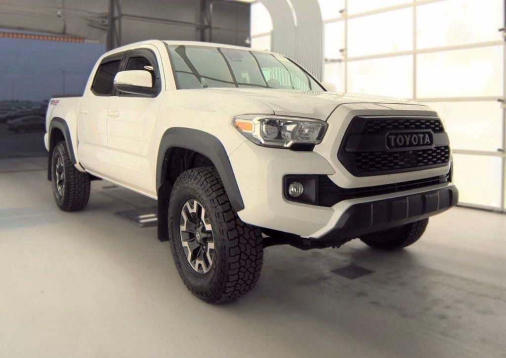 Toyota Tacoma 4WD  2019