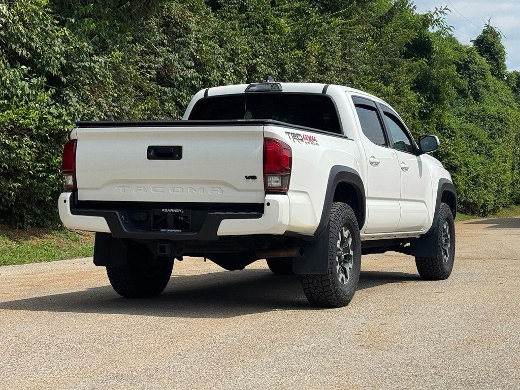 Toyota Tacoma 4WD  2019