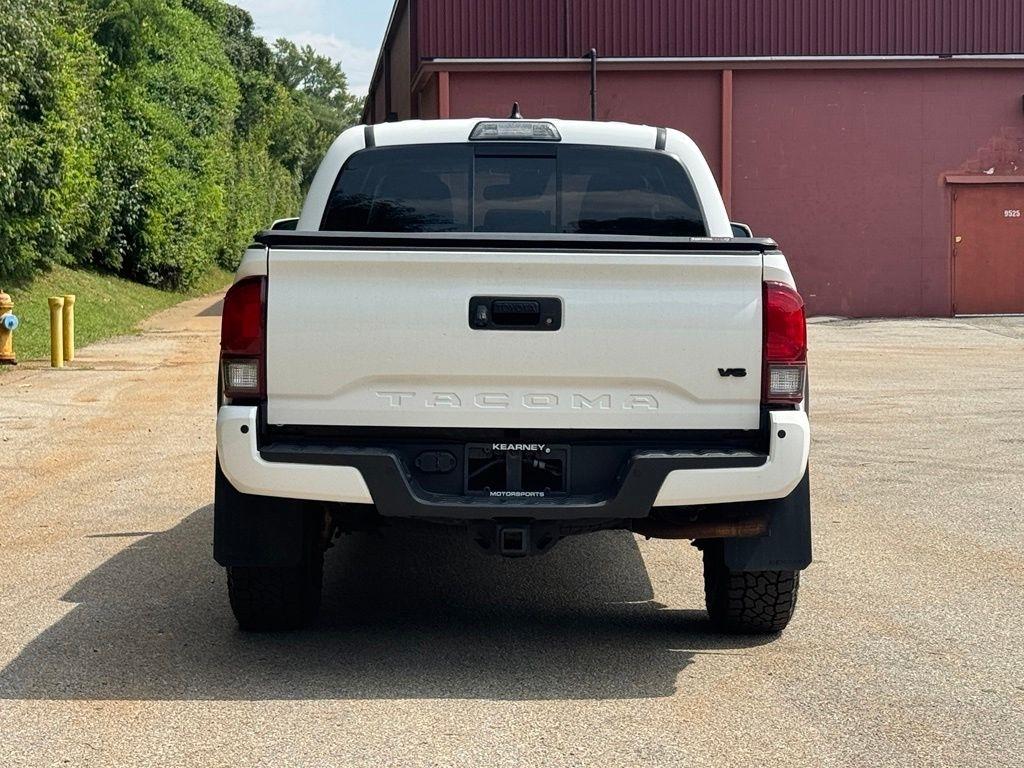 Toyota Tacoma 4WD  2019