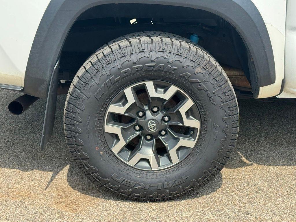 Toyota Tacoma 4WD  2019