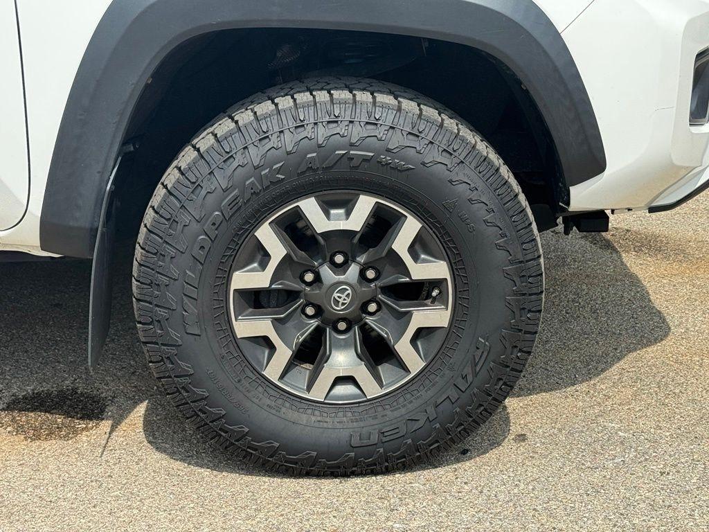 Toyota Tacoma 4WD  2019