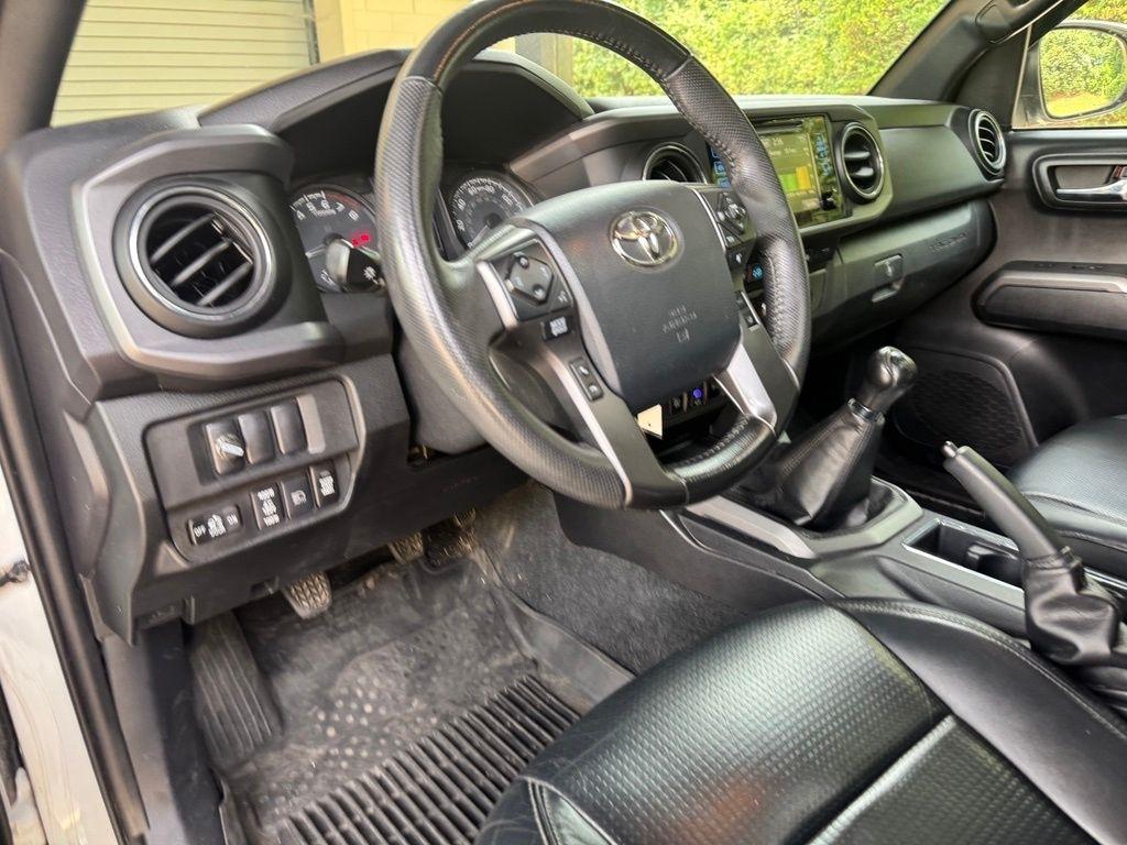 Toyota Tacoma 4WD  2019