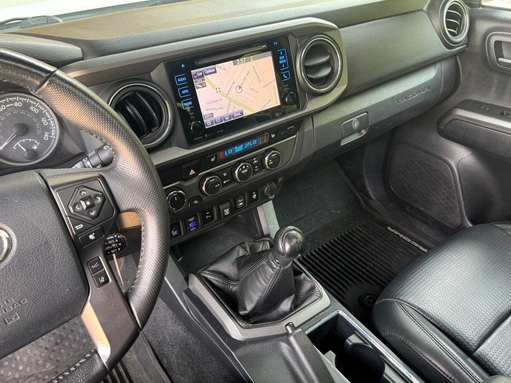 Toyota Tacoma 4WD  2019