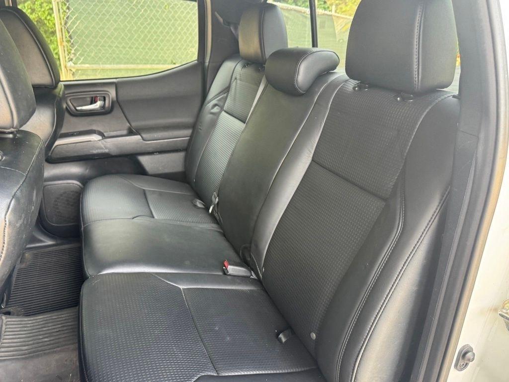 Toyota Tacoma 4WD  2019