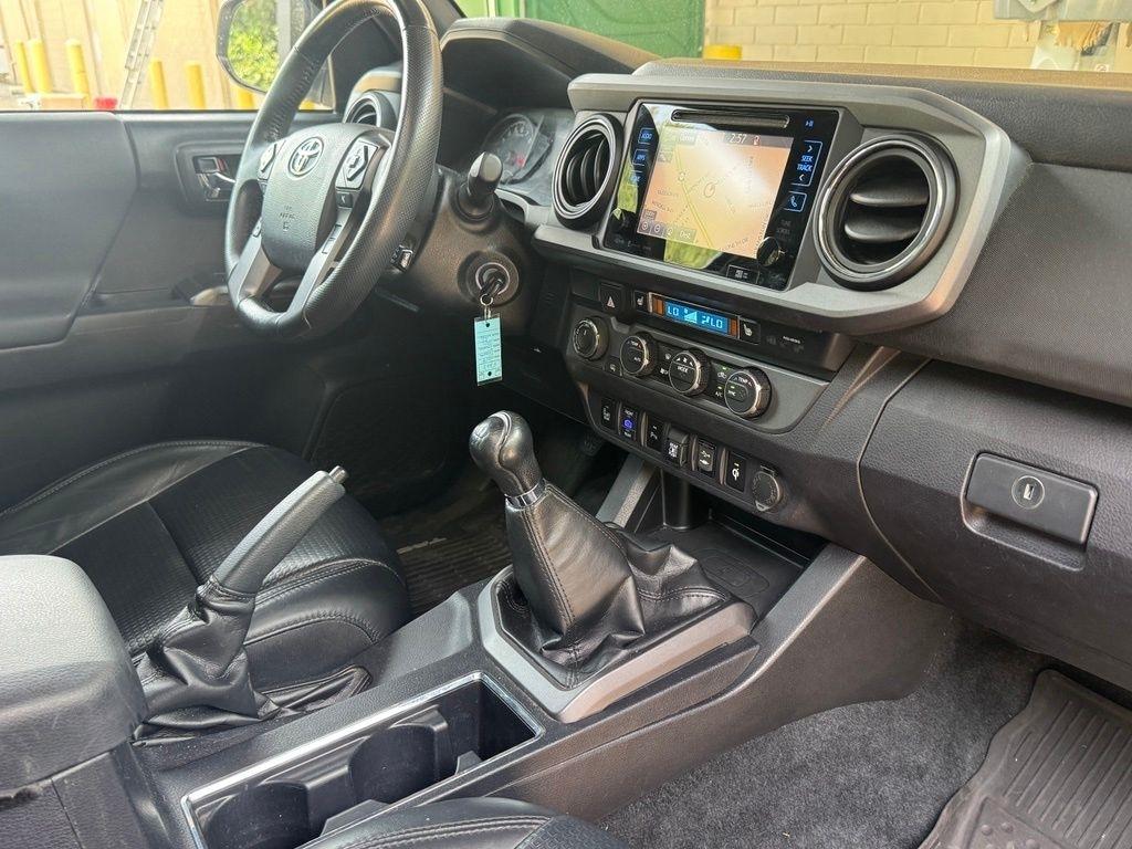 Toyota Tacoma 4WD  2019