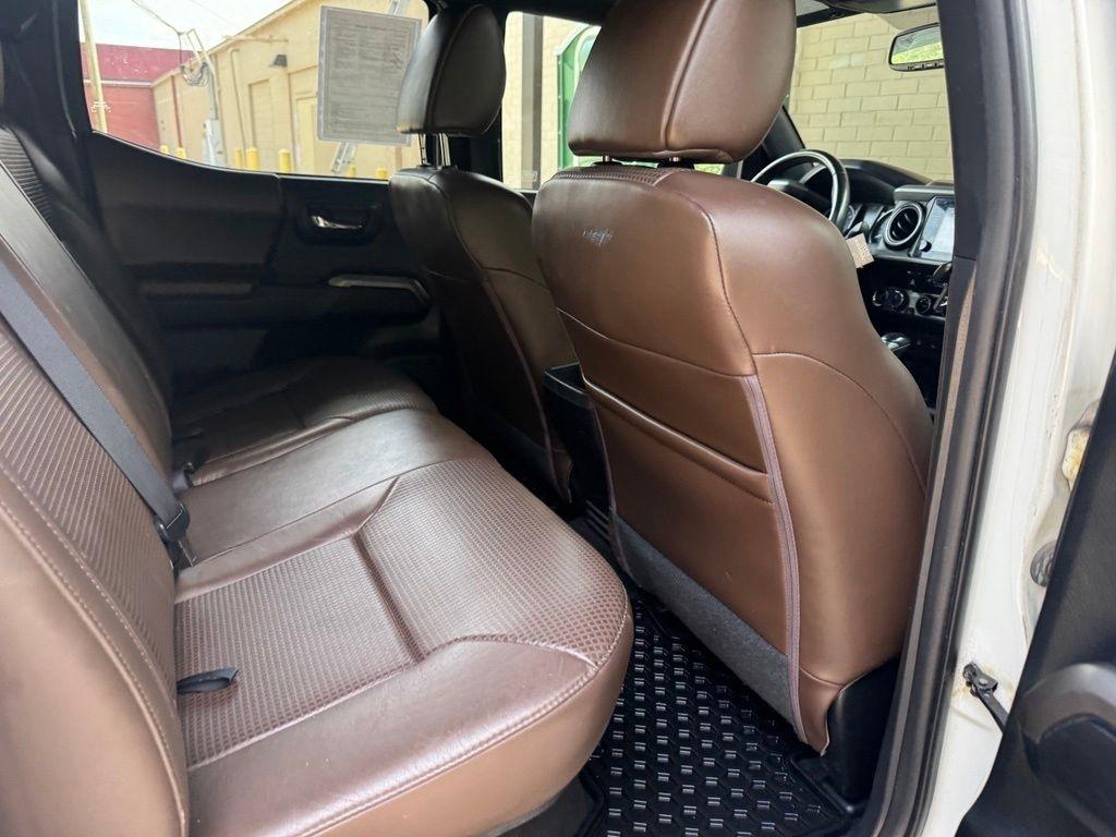 Toyota Tacoma  2016