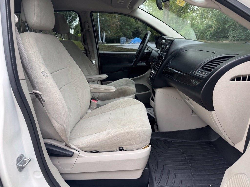Dodge Grand Caravan  2012