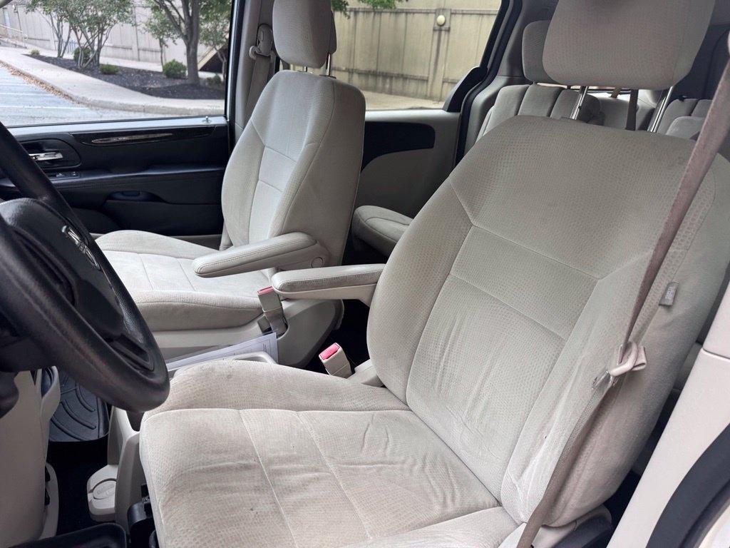 Dodge Grand Caravan  2012