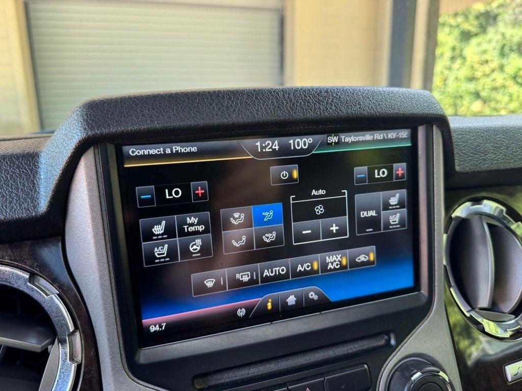 Ford Super Duty F-350 SRW  2015