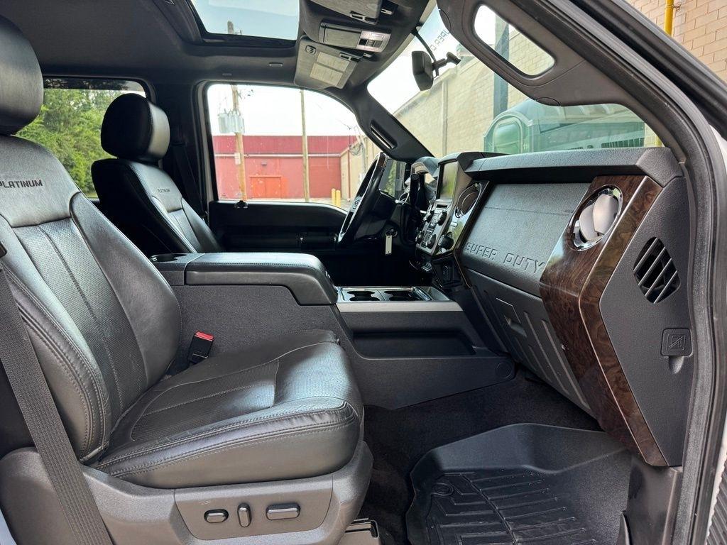 Ford Super Duty F-350 SRW  2015