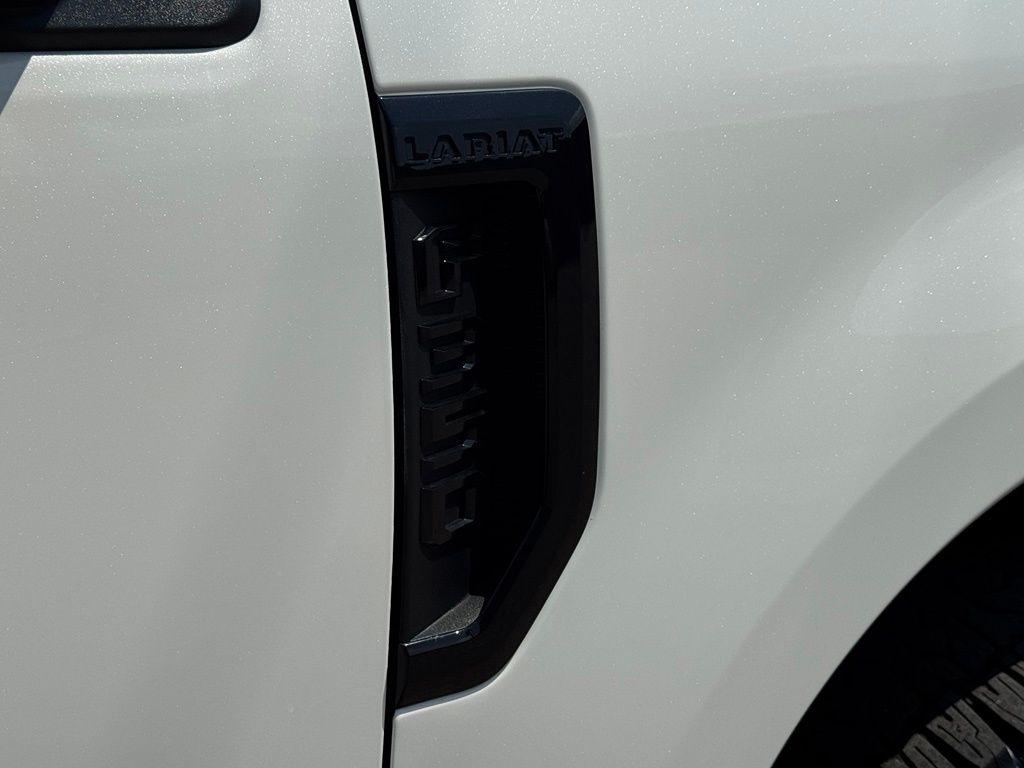 Ford Super Duty F-350 SRW  2021