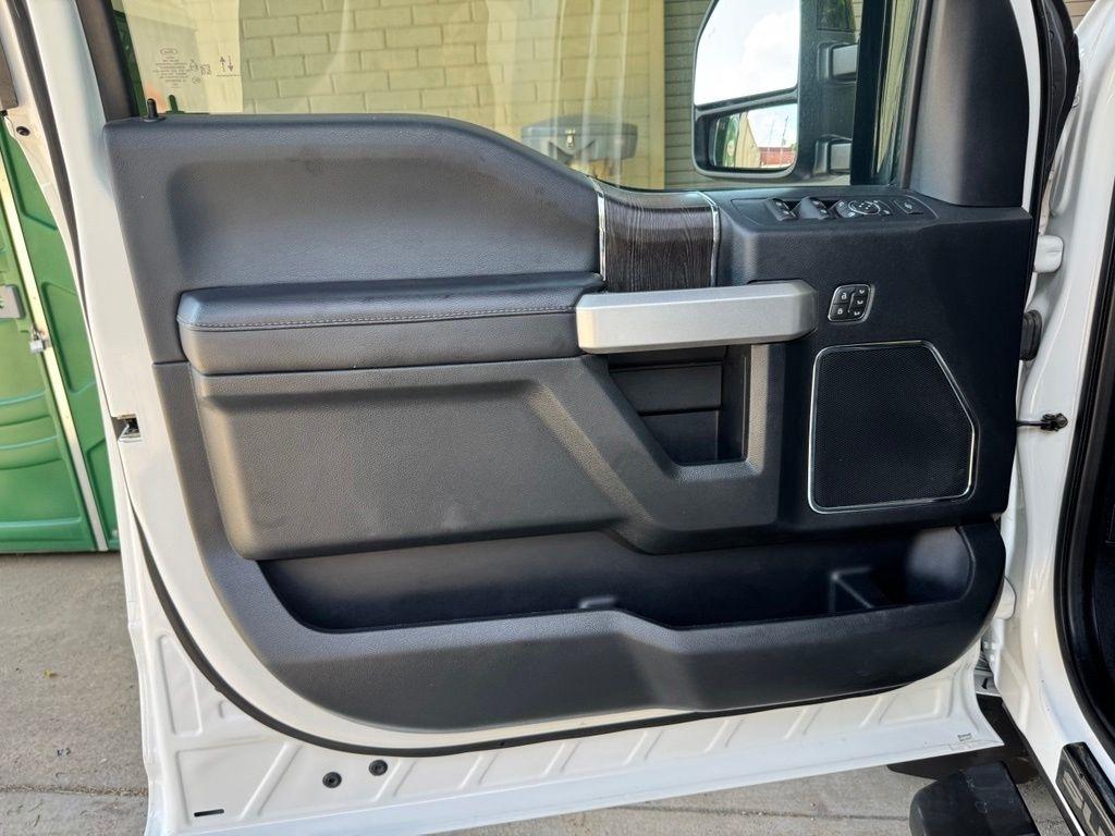 Ford Super Duty F-350 SRW  2021