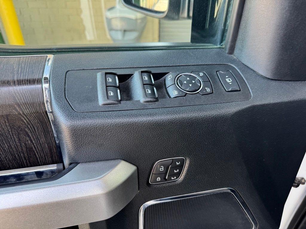 Ford Super Duty F-350 SRW  2021