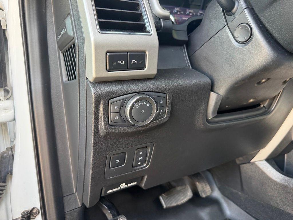 Ford Super Duty F-350 SRW  2021