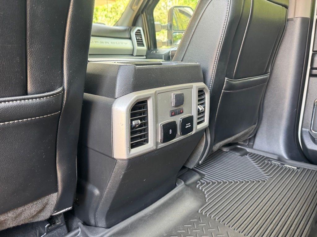 Ford Super Duty F-350 SRW  2021
