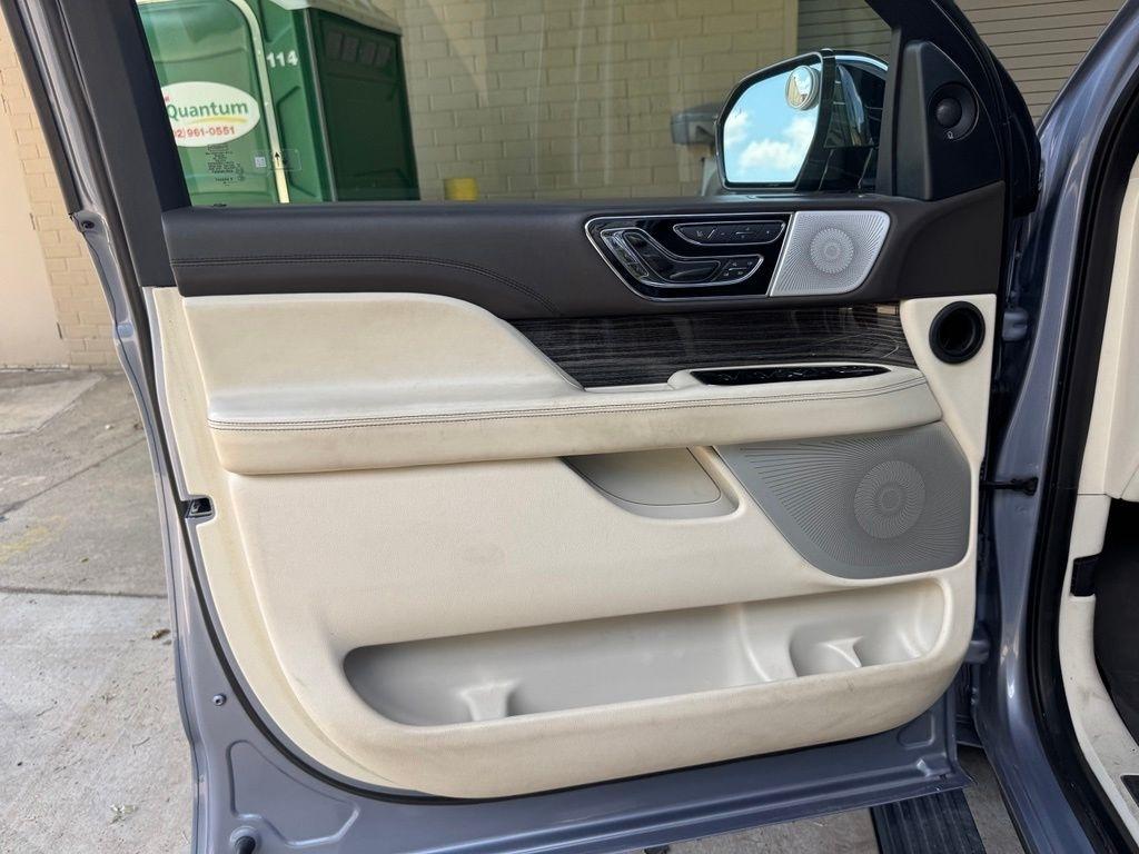 Lincoln Navigator L  2020