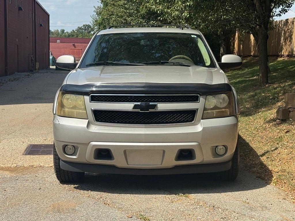 Chevrolet Suburban  2009
