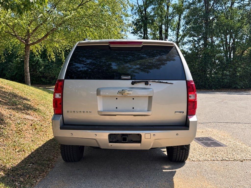 Chevrolet Suburban  2009