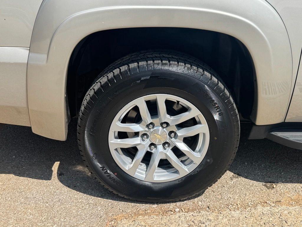 Chevrolet Suburban  2009