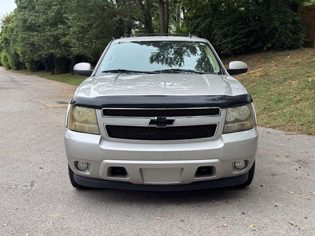 Chevrolet Suburban  2009