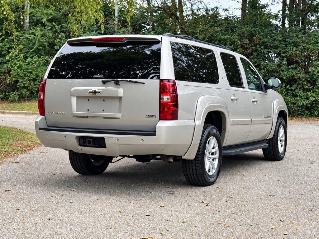 Chevrolet Suburban  2009