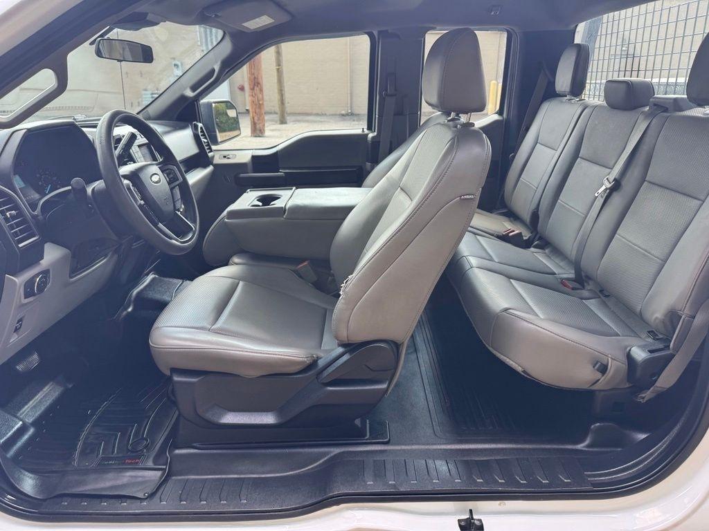 Ford F-150 photo 24