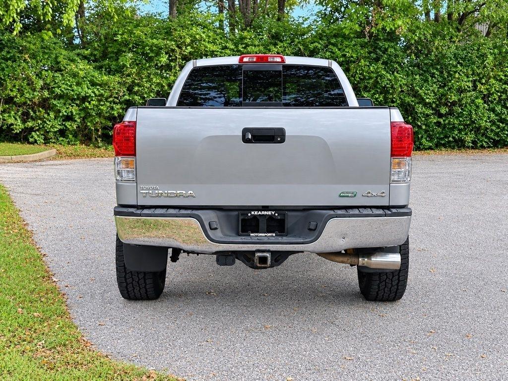 Toyota Tundra 4WD Truck  2013
