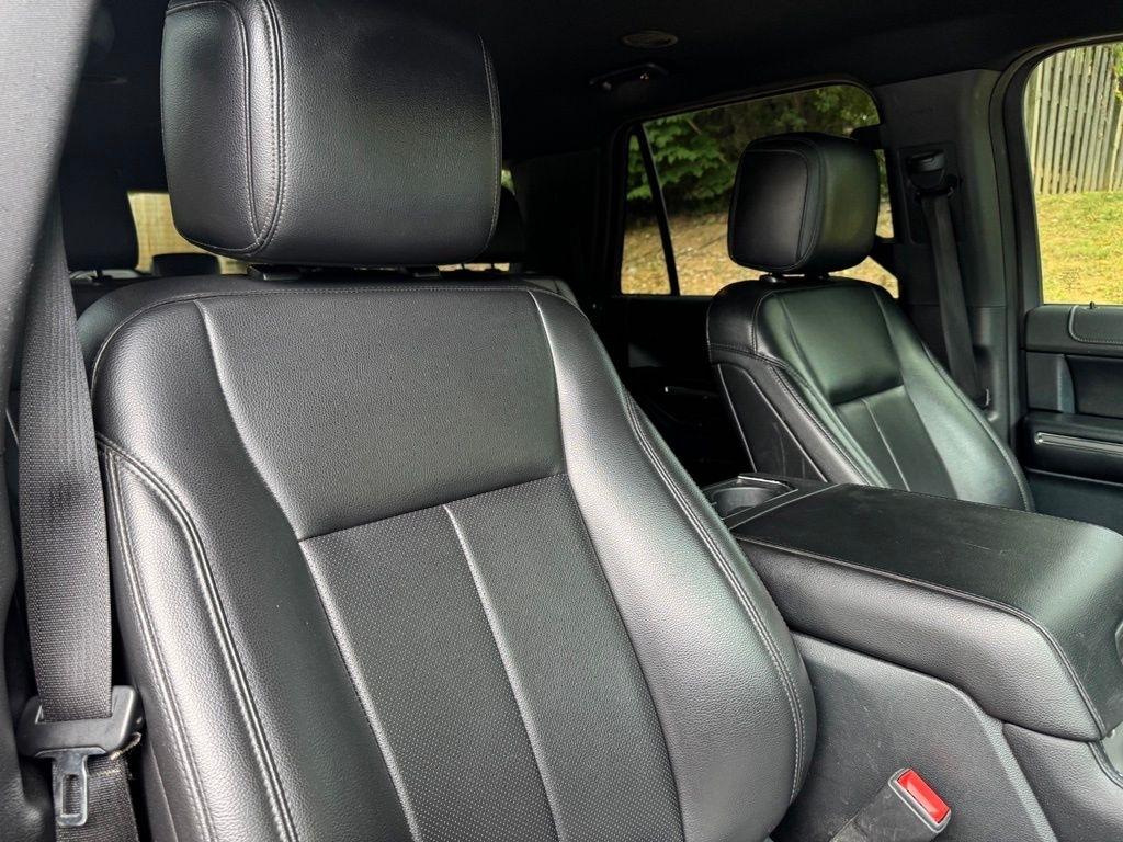 Ford Expedition Max  2021