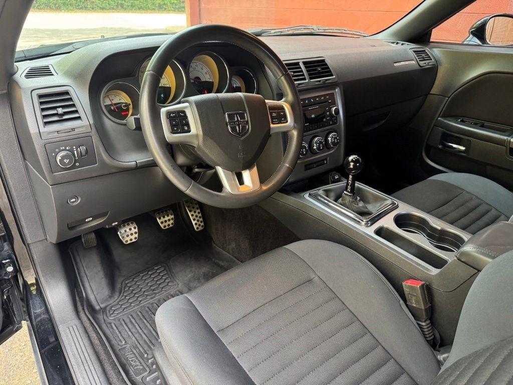 Dodge Challenger  2014