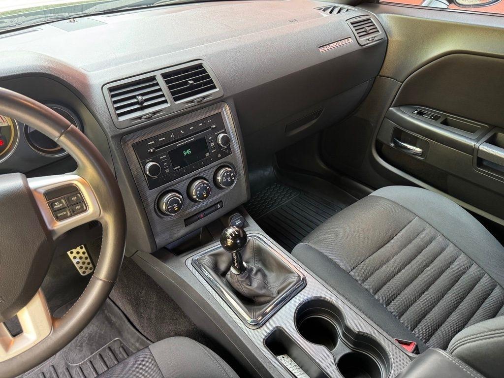 Dodge Challenger  2014
