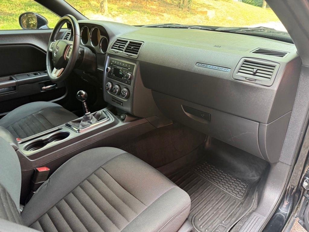 Dodge Challenger  2014