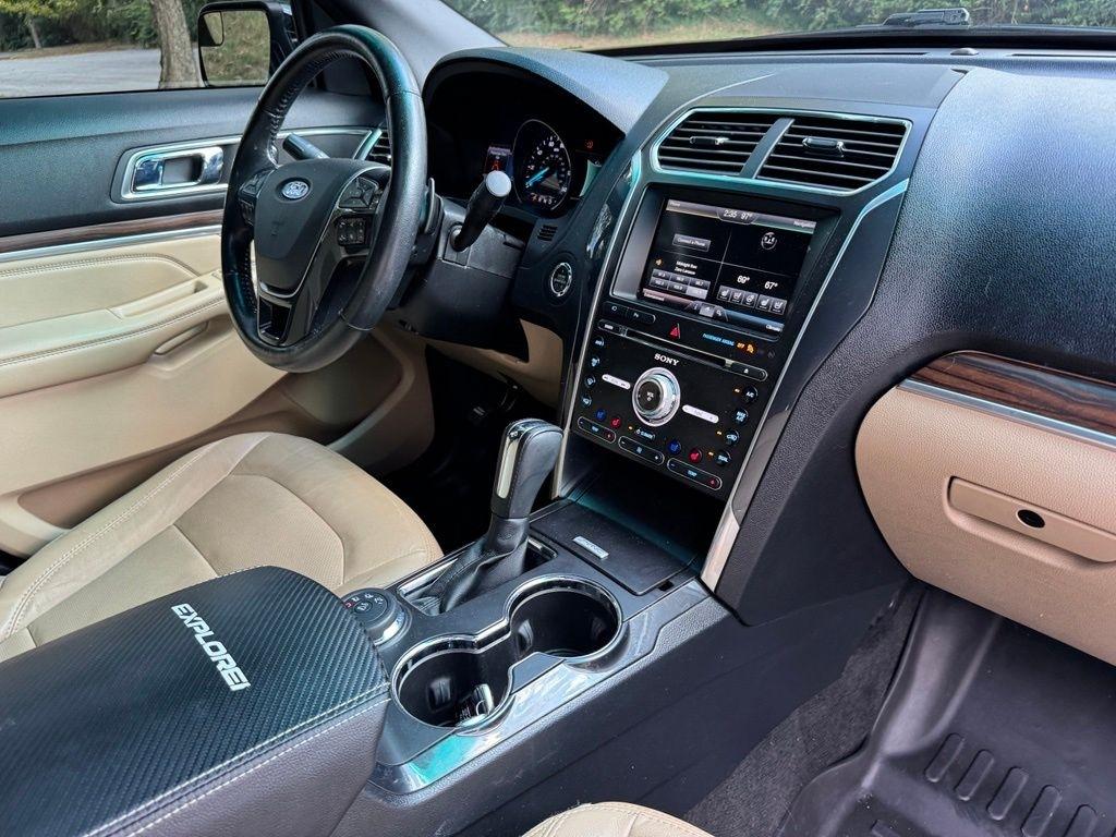 Ford Explorer  2016