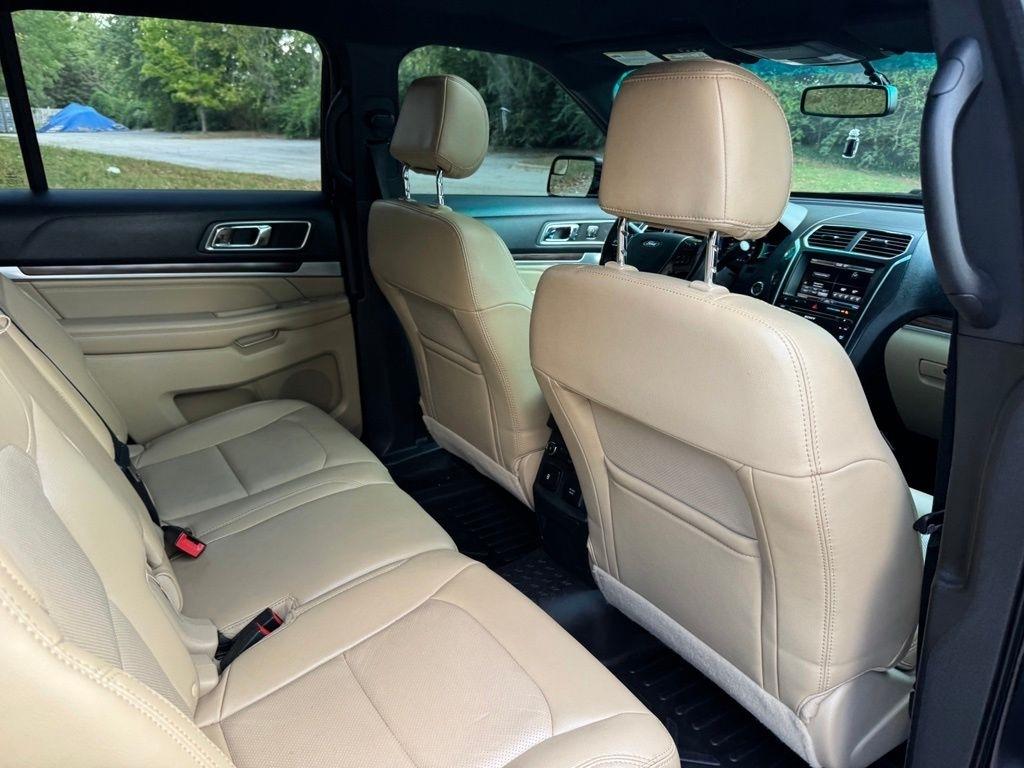 Ford Explorer  2016