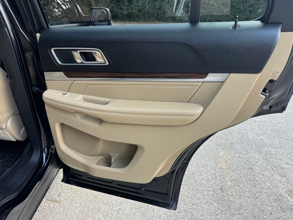 Ford Explorer  2016