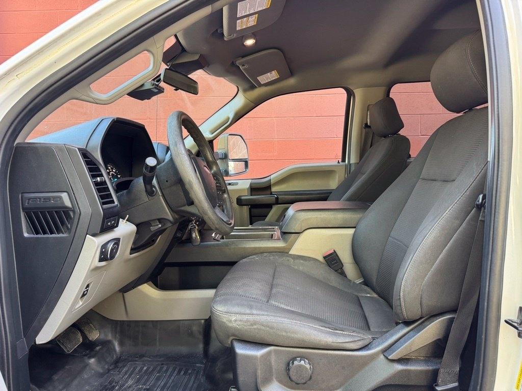 Ford F-150 photo 10