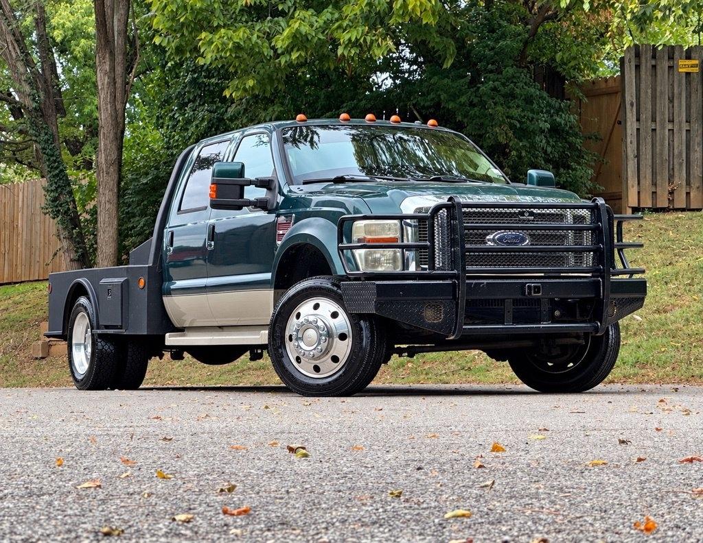 Ford F-450 photo 2