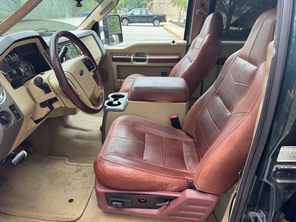 Ford F-450 photo 12