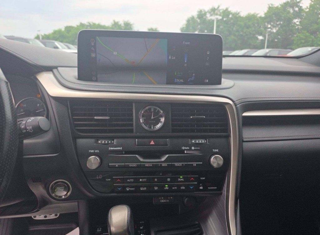 Lexus RX  2020