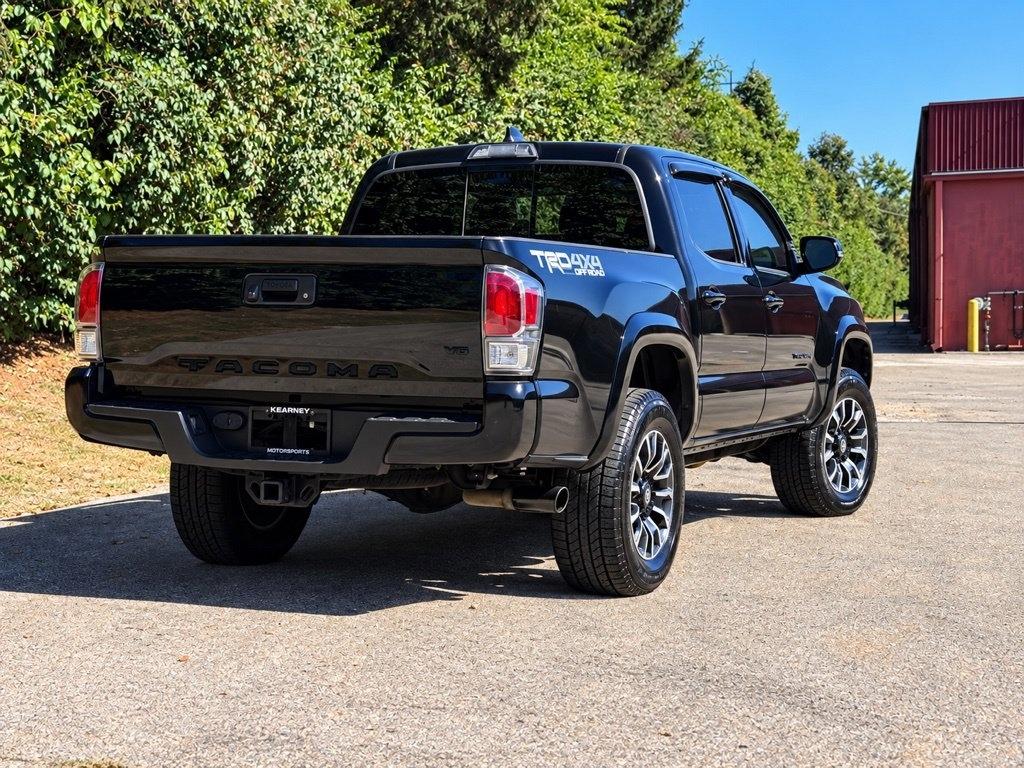 Toyota Tacoma photo 4