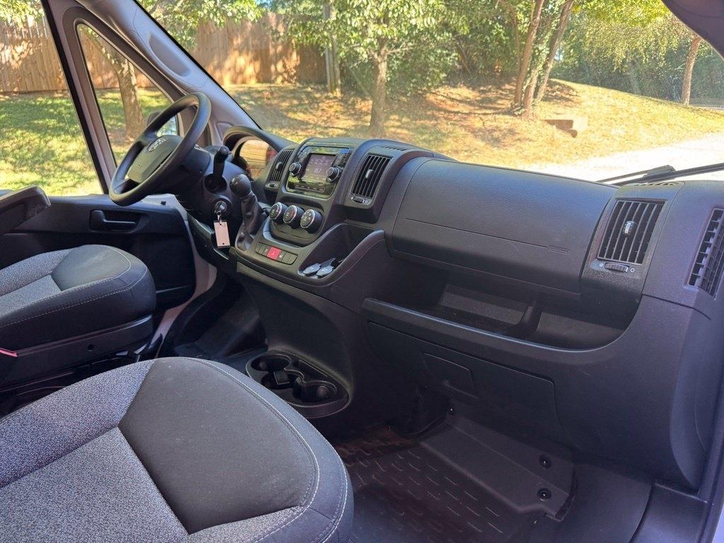 Ram ProMaster 1500 photo 21