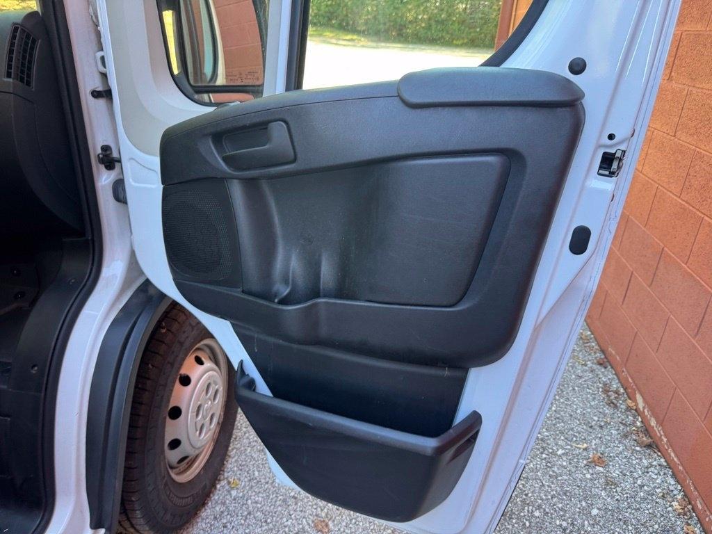 Ram ProMaster 1500 photo 22