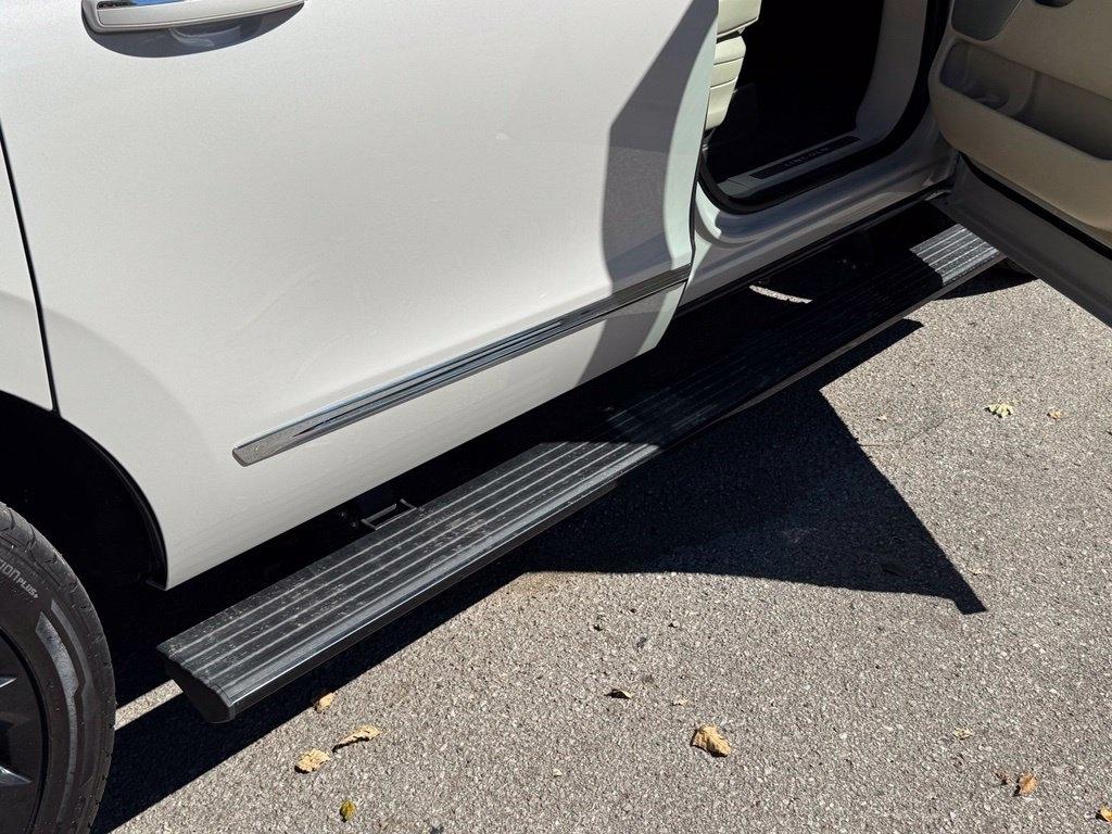Lincoln Navigator L photo 8