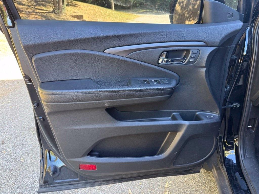 Honda Pilot photo 10