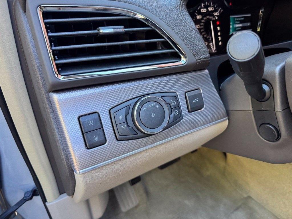 Lincoln MKX  2012